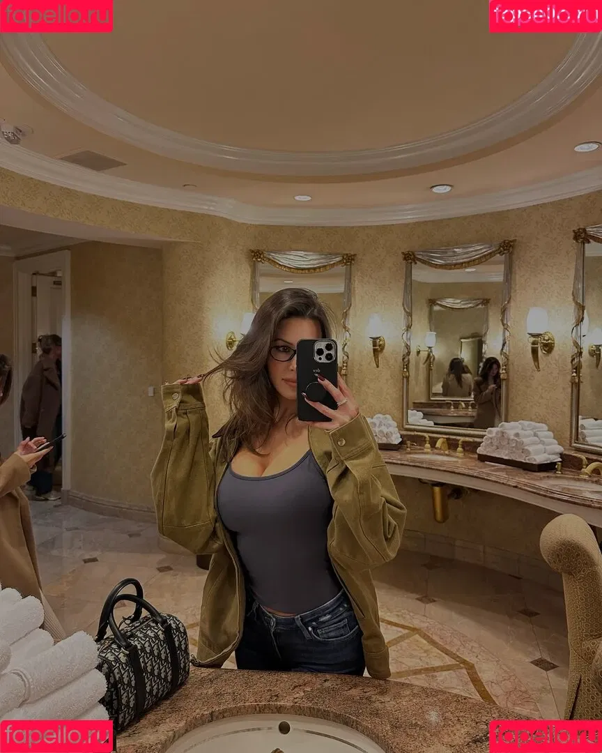 Devin Brugman / Natasha Oakley / devinbrugman Onlyfans Photo Gallery 