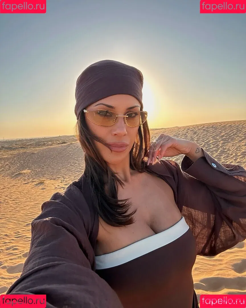 Devin Brugman / Natasha Oakley / devinbrugman Onlyfans Photo Gallery 
