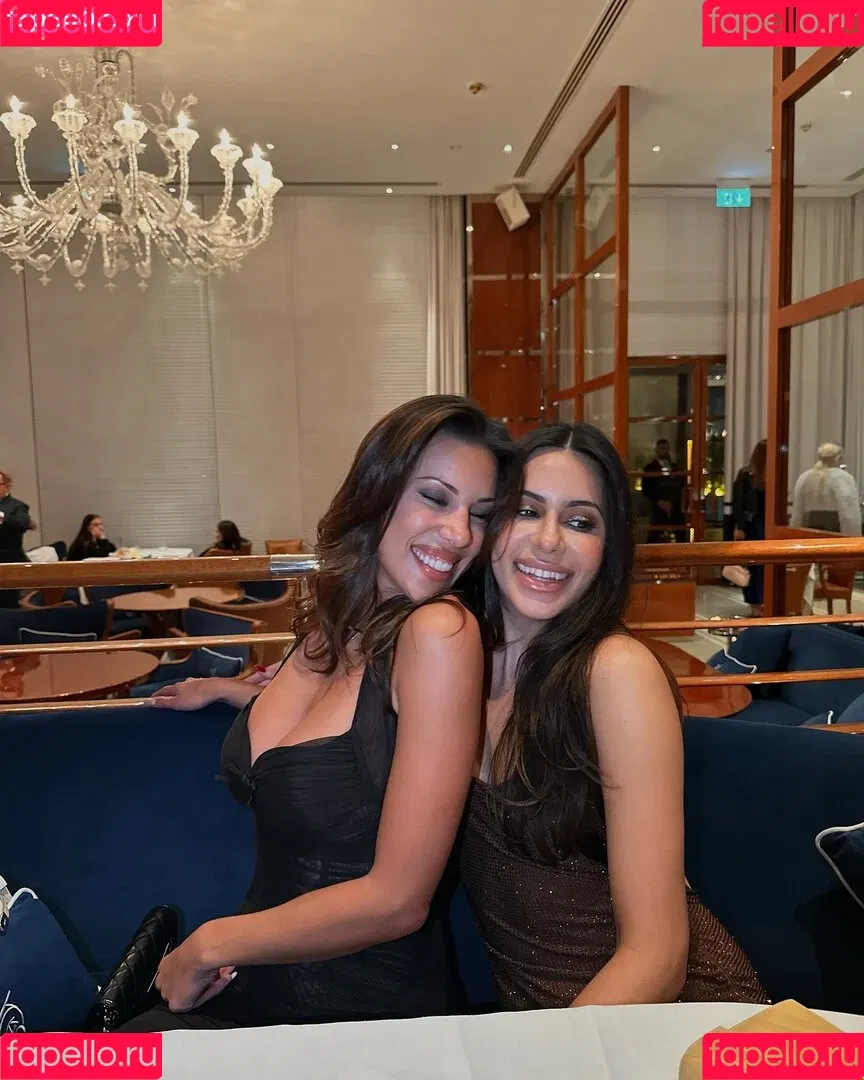 Devin Brugman / Natasha Oakley / devinbrugman Onlyfans Photo Gallery 