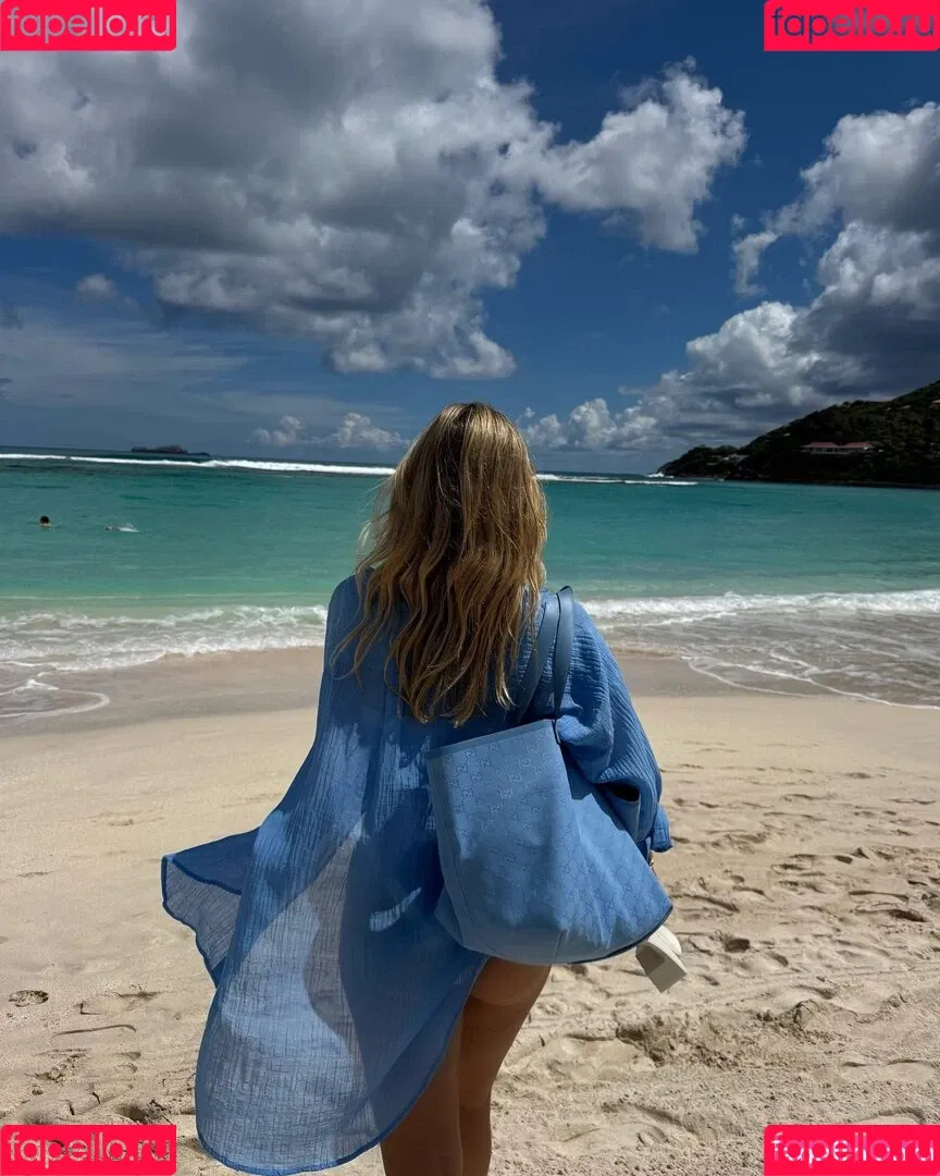 Devin Brugman / Natasha Oakley / devinbrugman Onlyfans Photo Gallery 