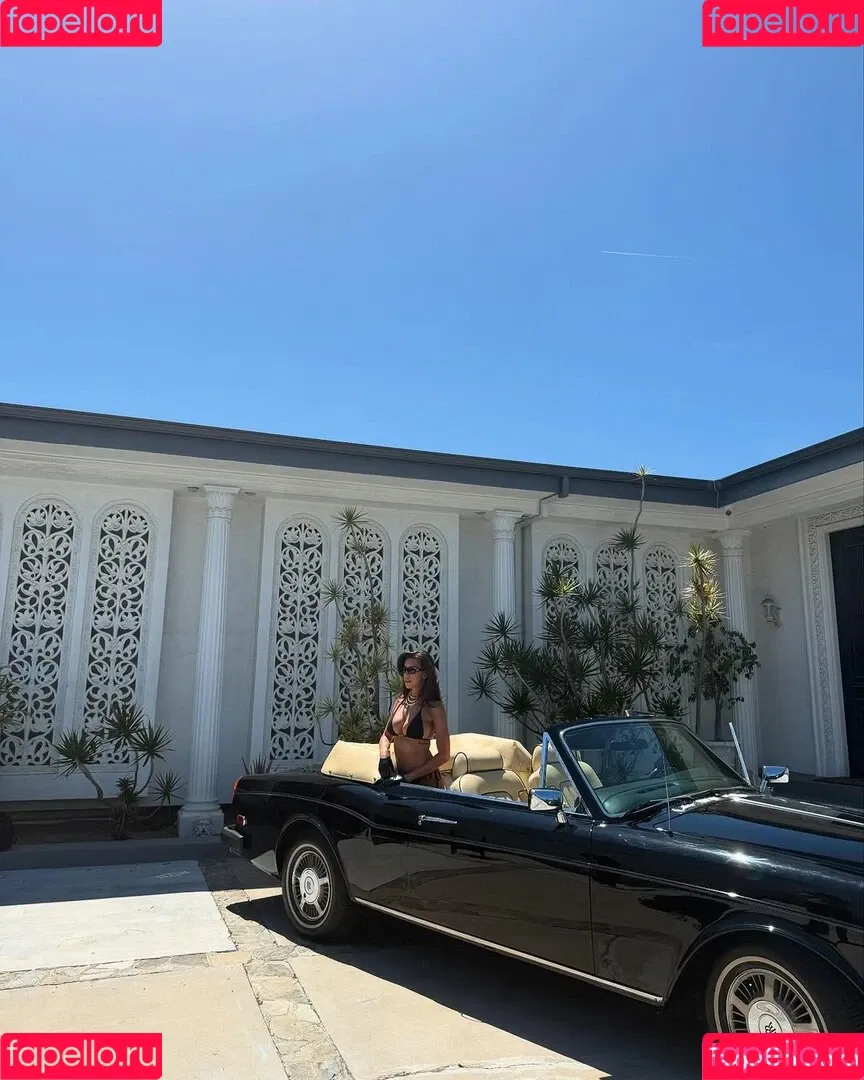 Devin Brugman / Natasha Oakley / devinbrugman Onlyfans Photo Gallery 