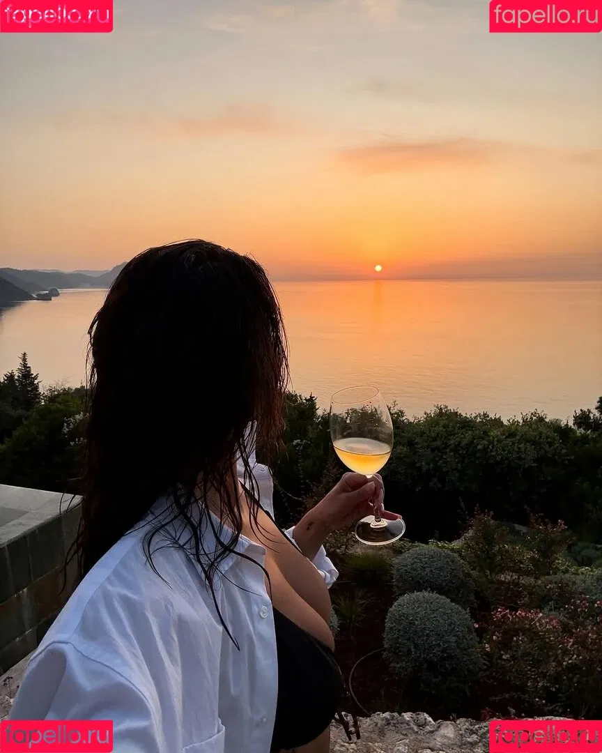 Devin Brugman / Natasha Oakley / devinbrugman Onlyfans Photo Gallery 