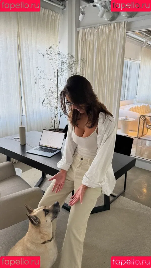 Devin Brugman / Natasha Oakley / devinbrugman Onlyfans Photo Gallery 