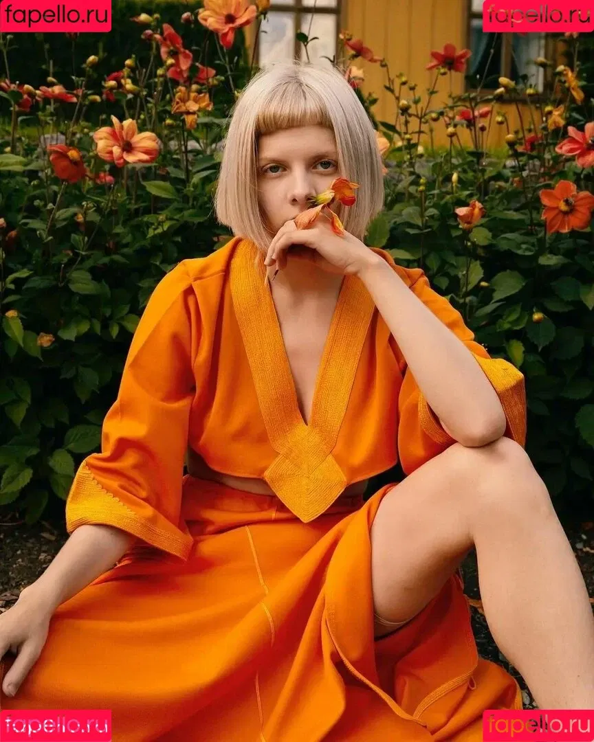 Aurora Aksnes / auroramusic / singer Onlyfans Photo Gallery 