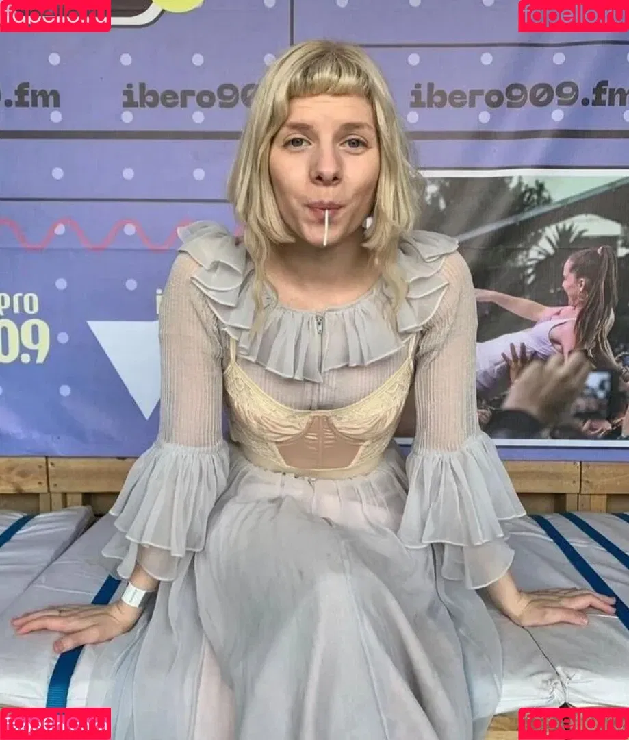 Aurora Aksnes / auroramusic / singer Onlyfans Photo Gallery 