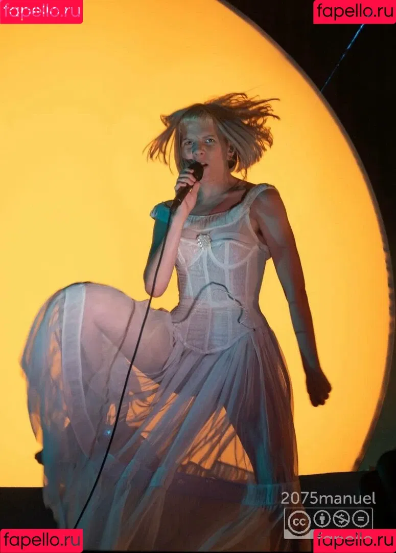 Aurora Aksnes / auroramusic / singer Onlyfans Photo Gallery 