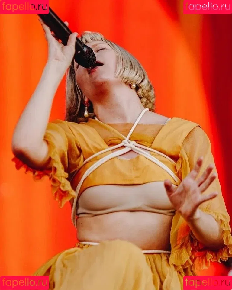 Aurora Aksnes / auroramusic / singer Onlyfans Photo Gallery 