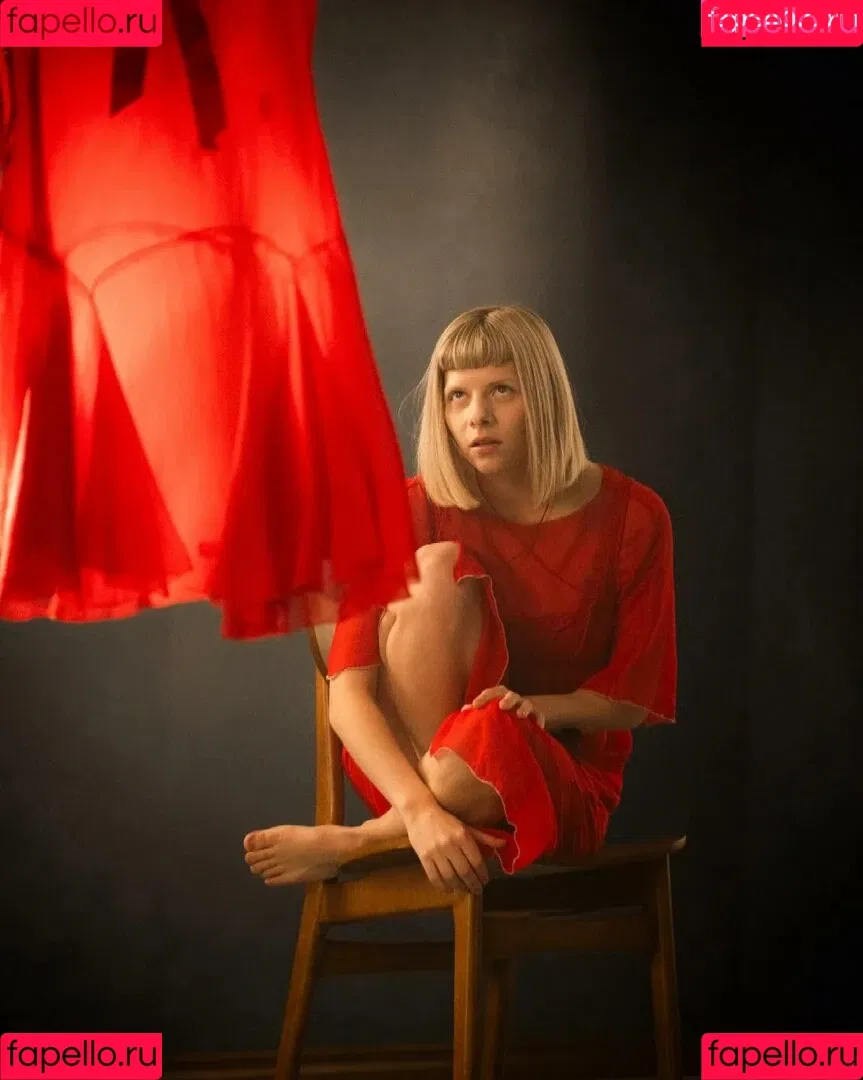 Aurora Aksnes / auroramusic / singer Onlyfans Photo Gallery 