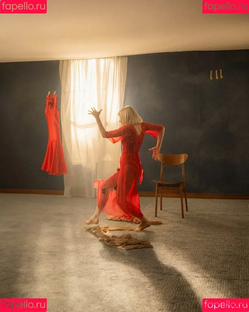 Aurora Aksnes / auroramusic / singer Onlyfans Photo Gallery 