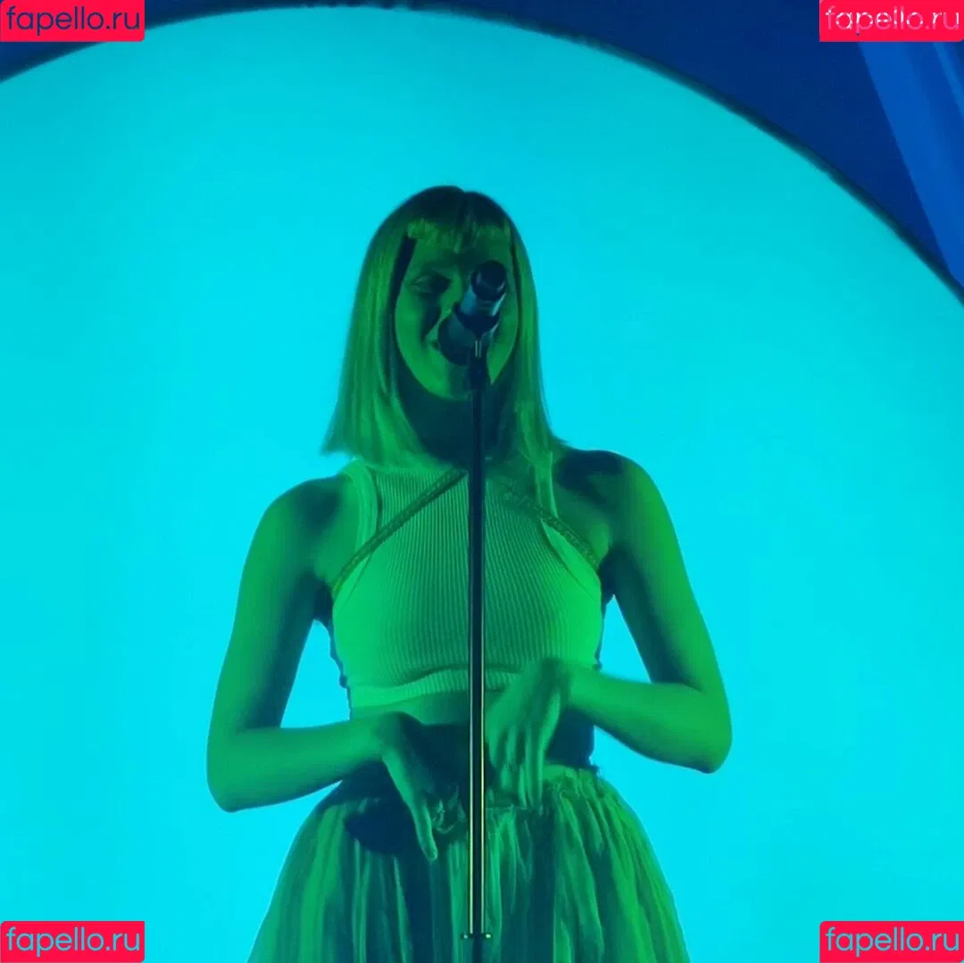 Aurora Aksnes / auroramusic / singer Onlyfans Photo Gallery 