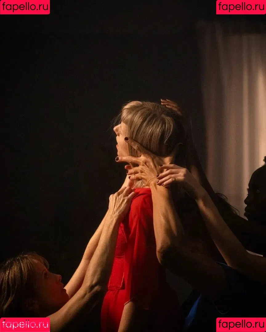 Aurora Aksnes / auroramusic / singer Onlyfans Photo Gallery 