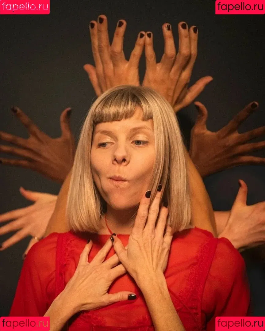 Aurora Aksnes / auroramusic / singer Onlyfans Photo Gallery 