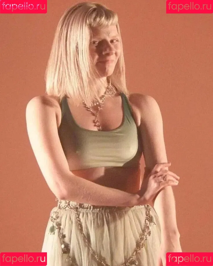 Aurora Aksnes / auroramusic / singer Onlyfans Photo Gallery 