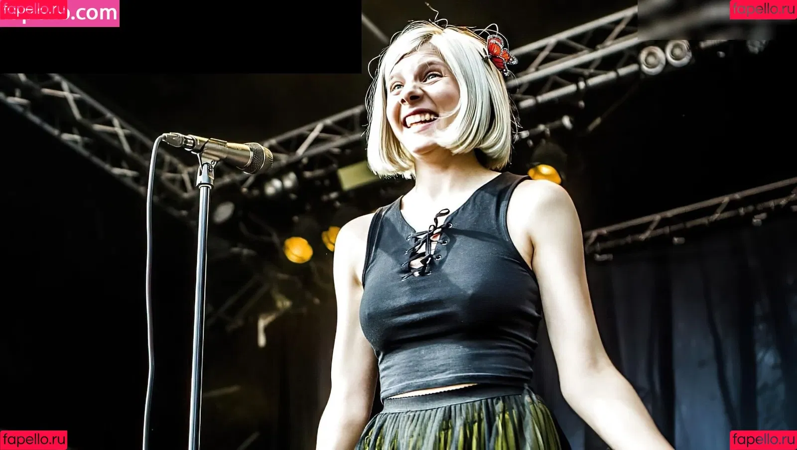 Aurora Aksnes / auroramusic / singer Onlyfans Photo Gallery 