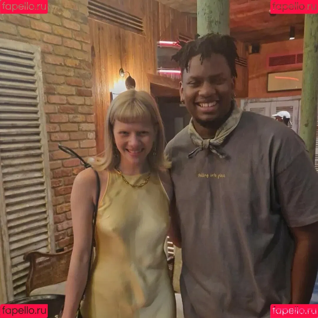 Aurora Aksnes / auroramusic / singer Onlyfans Photo Gallery 