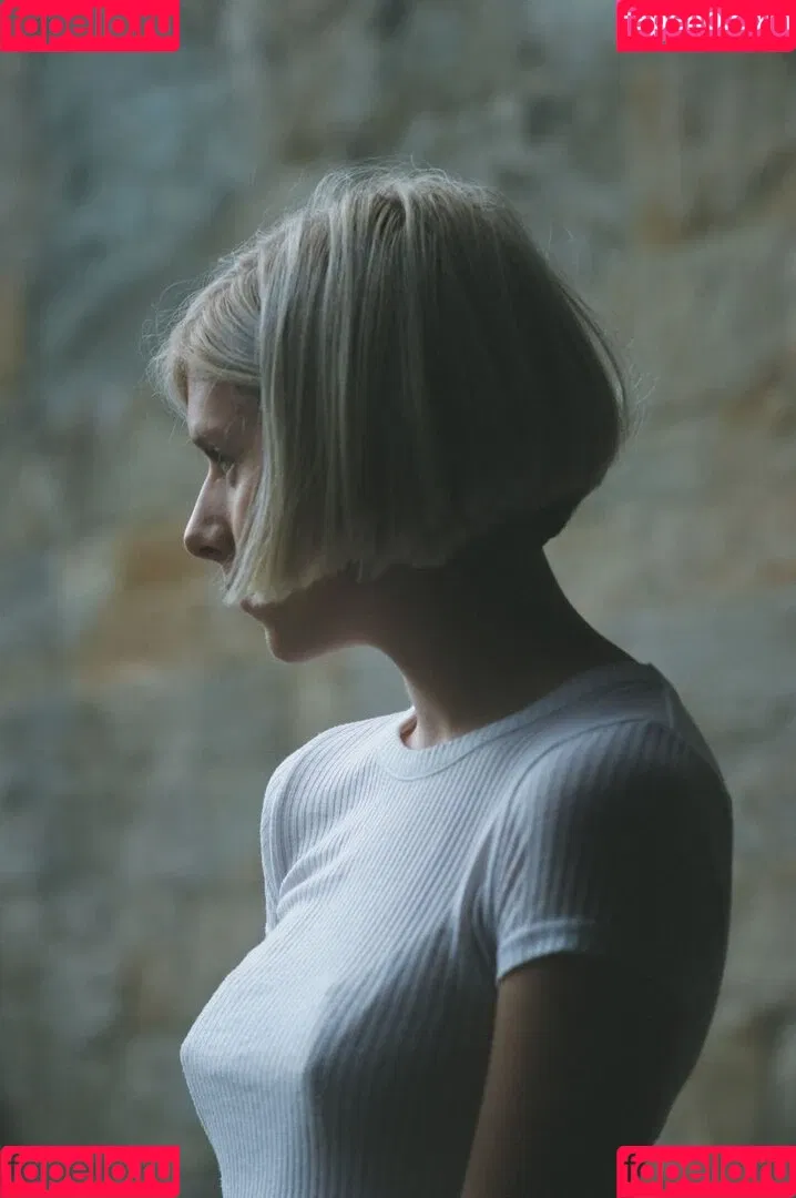 Aurora Aksnes / auroramusic / singer Onlyfans Photo Gallery 