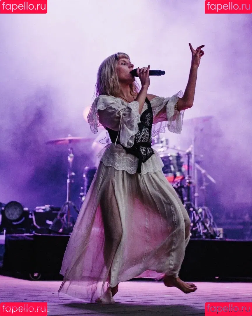Aurora Aksnes / auroramusic / singer Onlyfans Photo Gallery 