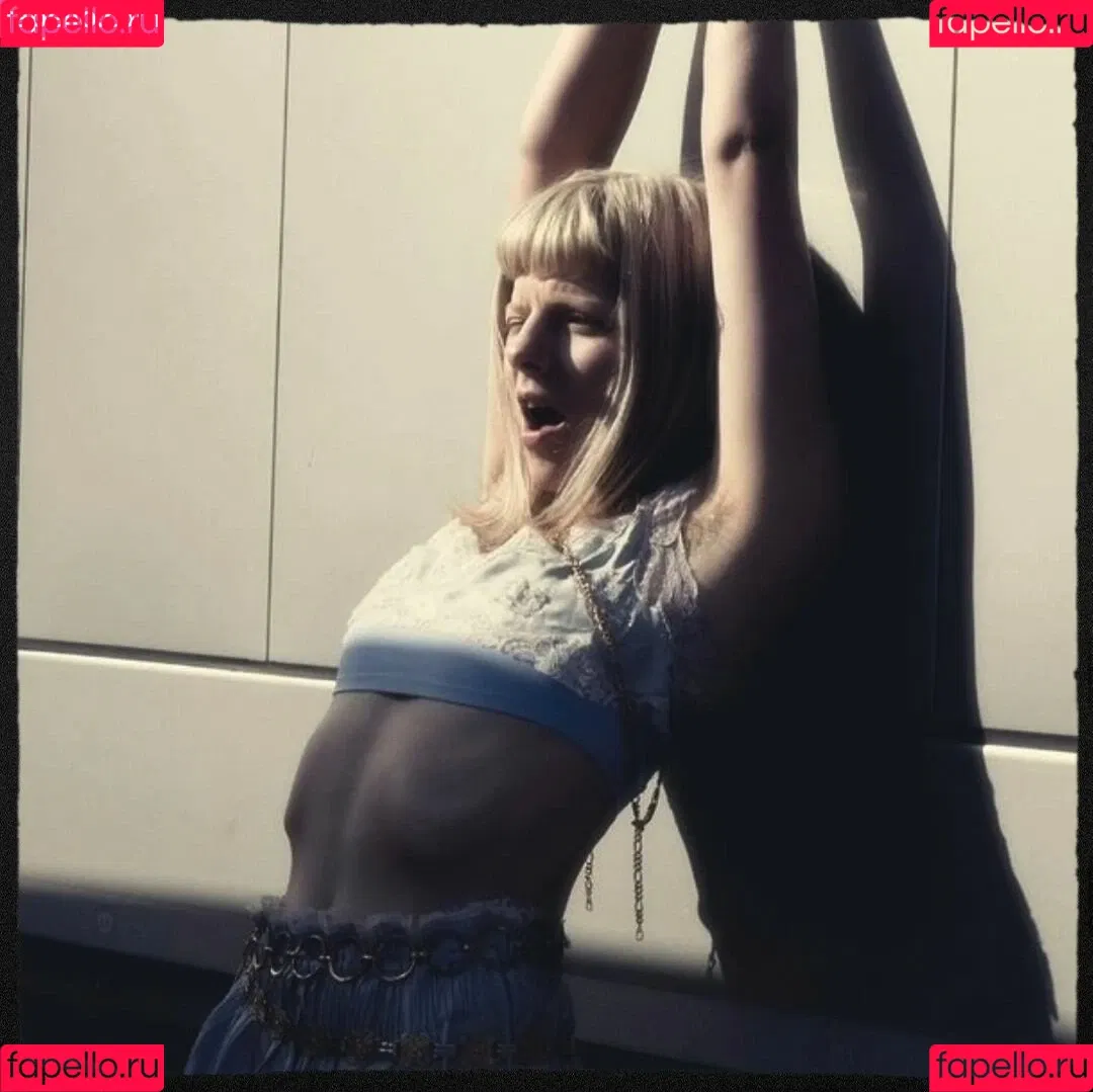 Aurora Aksnes / auroramusic / singer Onlyfans Photo Gallery 