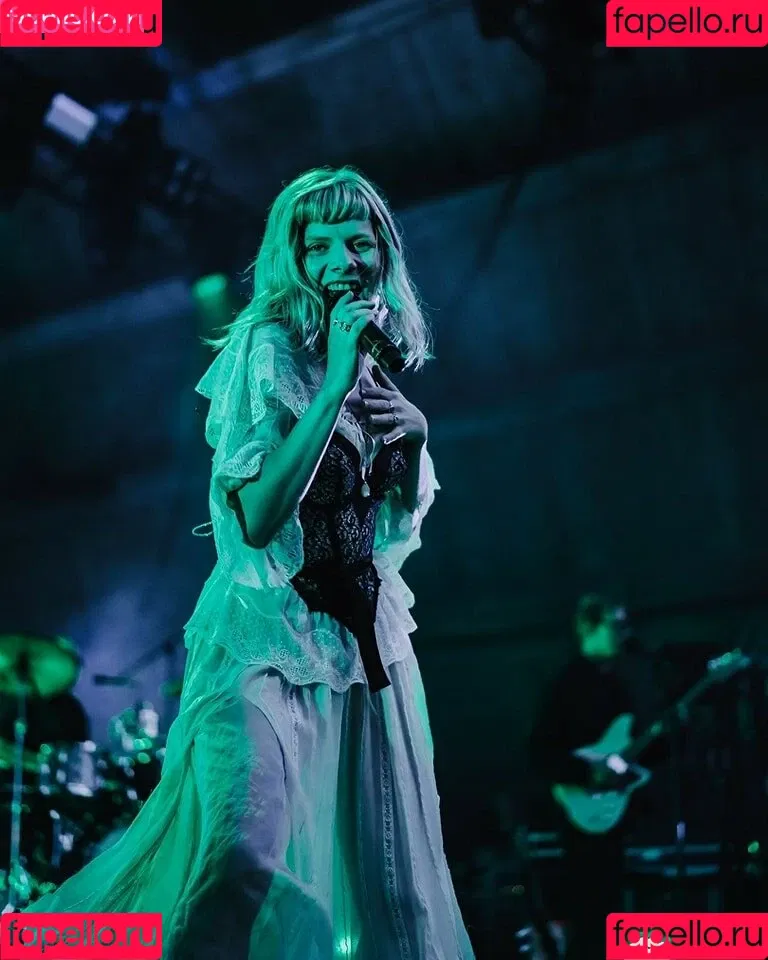 Aurora Aksnes / auroramusic / singer Onlyfans Photo Gallery 