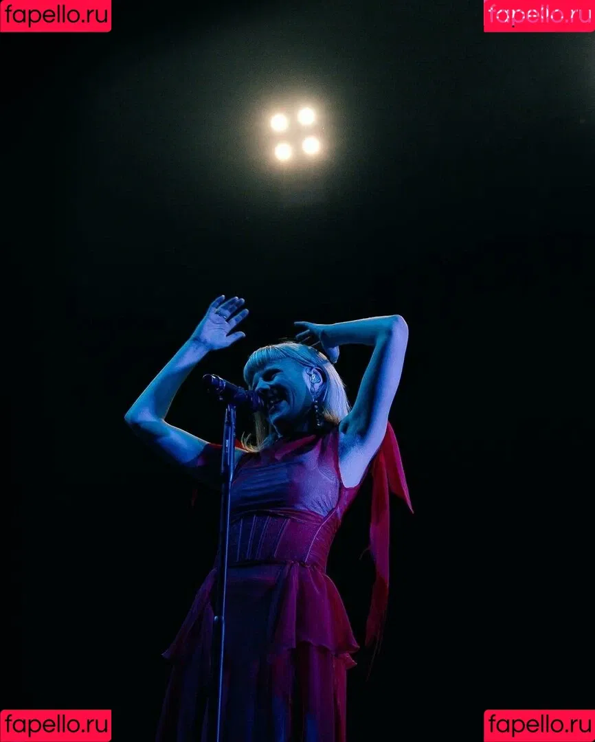 Aurora Aksnes / auroramusic / singer Onlyfans Photo Gallery 