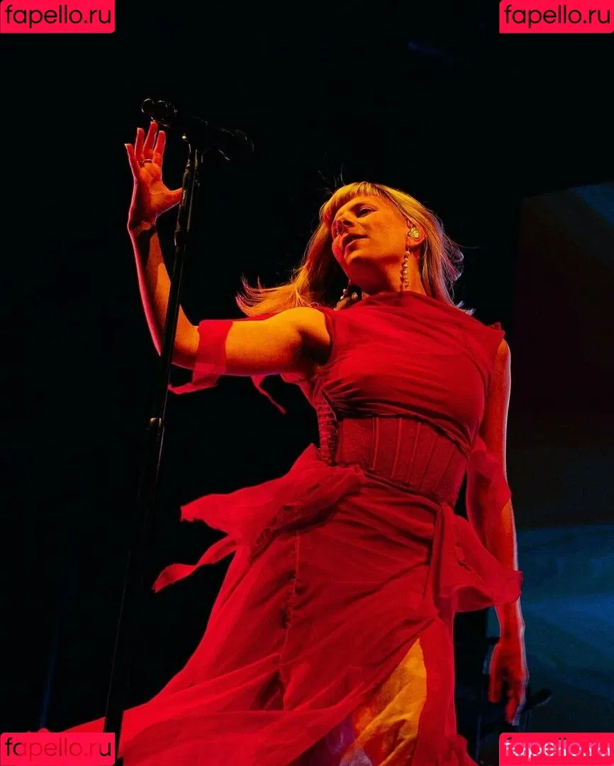 Aurora Aksnes / auroramusic / singer Onlyfans Photo Gallery 