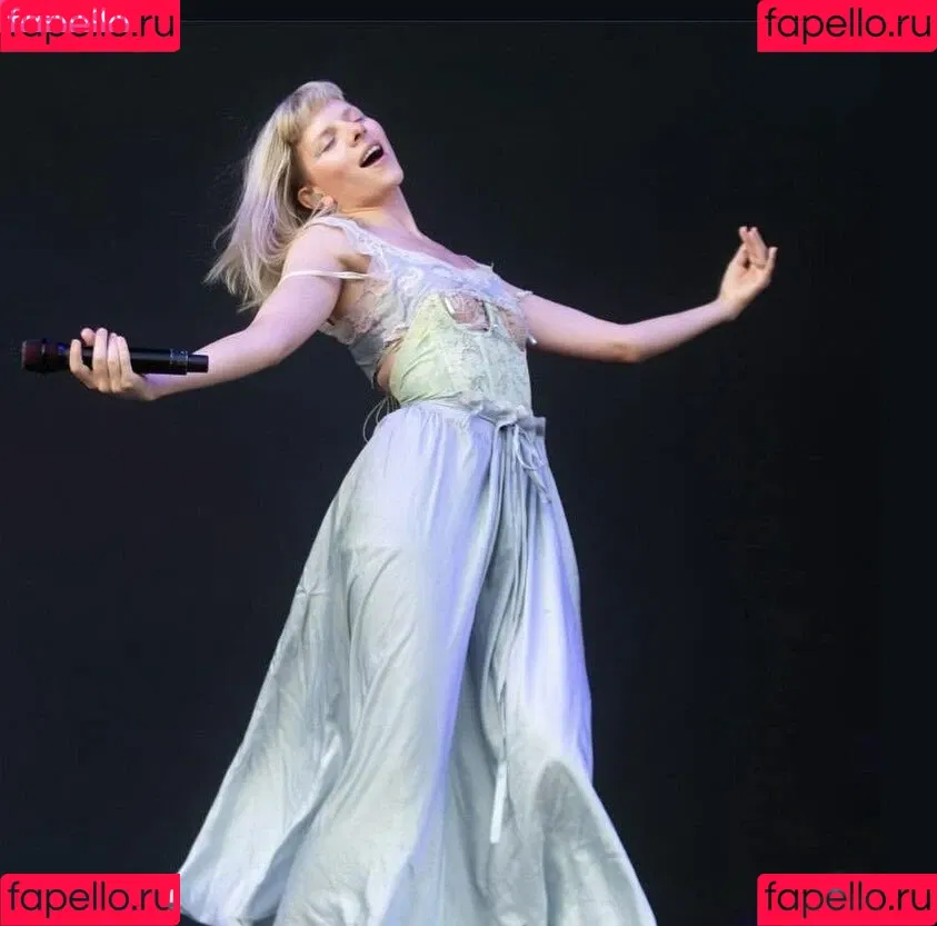 Aurora Aksnes / auroramusic / singer Onlyfans Photo Gallery 