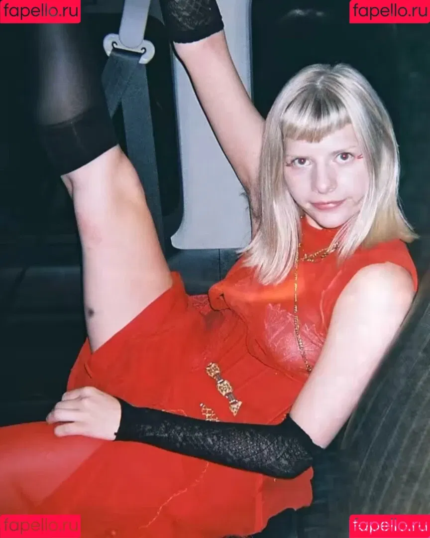 Aurora Aksnes / auroramusic / singer Onlyfans Photo Gallery 