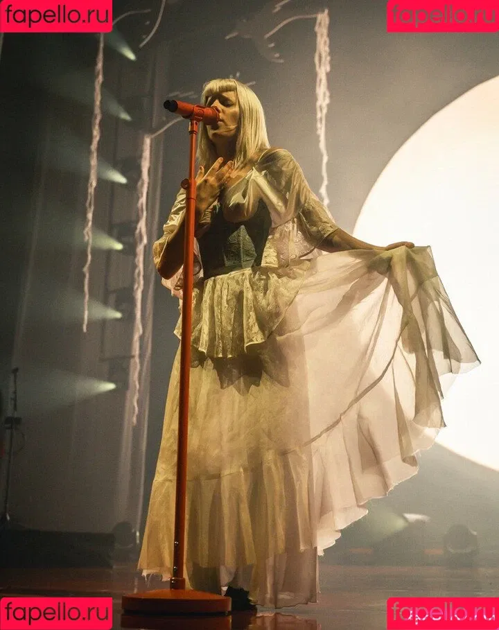 Aurora Aksnes / auroramusic / singer Onlyfans Photo Gallery 