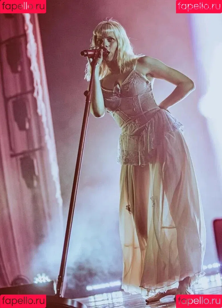 Aurora Aksnes / auroramusic / singer Onlyfans Photo Gallery 