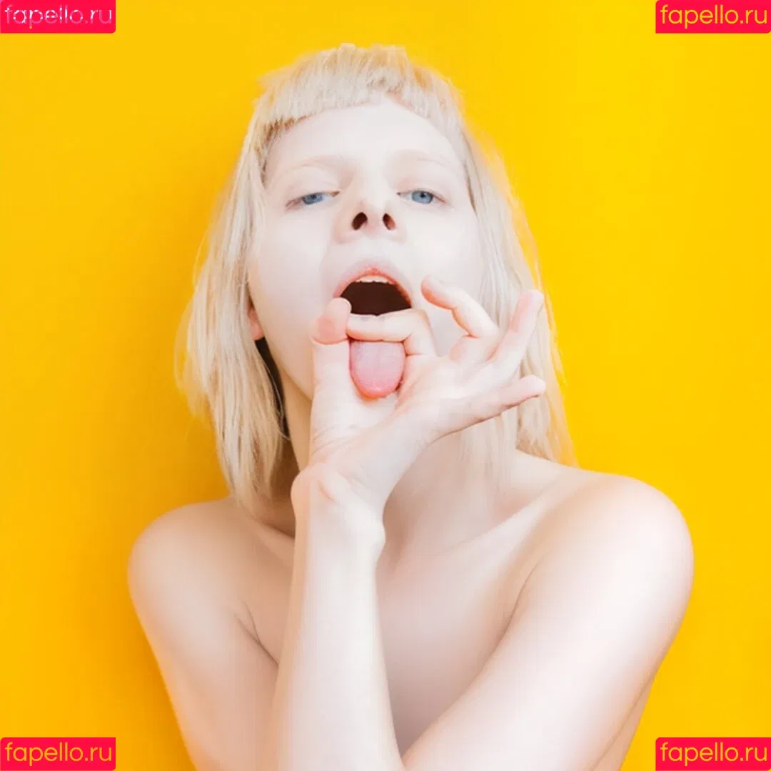 Aurora Aksnes / auroramusic / singer Onlyfans Photo Gallery 