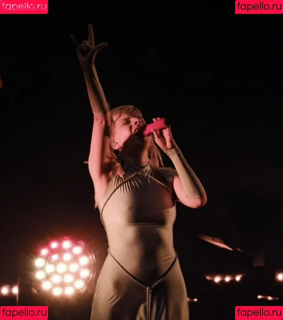 Aurora Aksnes / auroramusic / singer Onlyfans Photo Gallery 