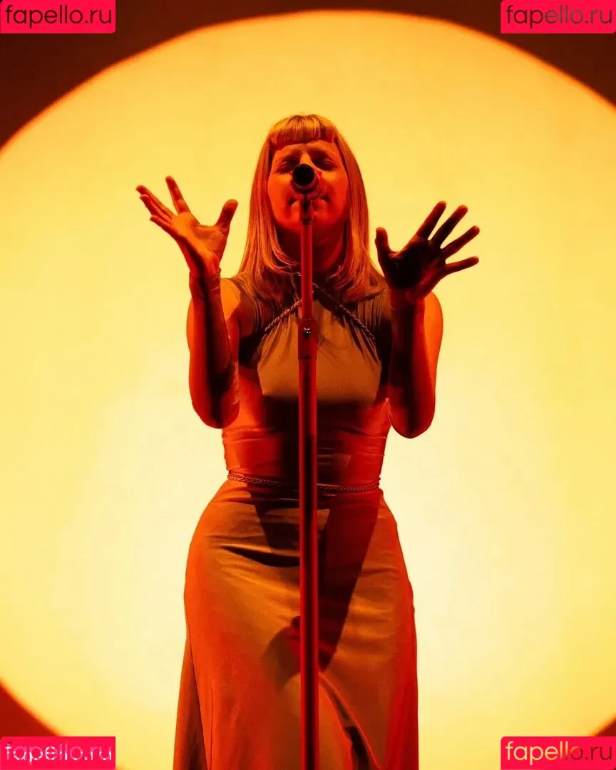 Aurora Aksnes / auroramusic / singer Onlyfans Photo Gallery 