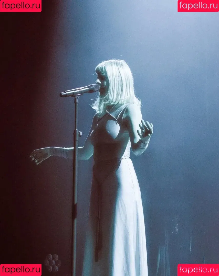 Aurora Aksnes / auroramusic / singer Onlyfans Photo Gallery 