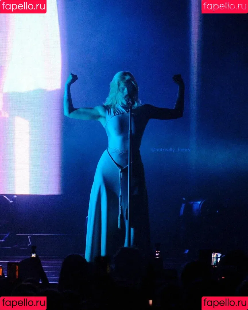 Aurora Aksnes / auroramusic / singer Onlyfans Photo Gallery 