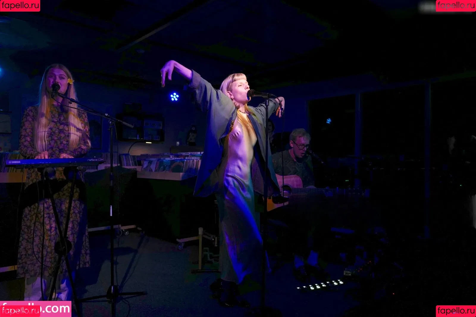 Aurora Aksnes / auroramusic / singer Onlyfans Photo Gallery 