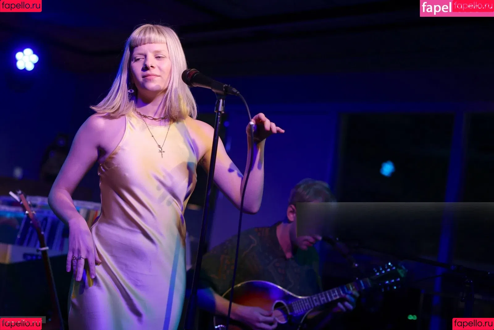 Aurora Aksnes / auroramusic / singer Onlyfans Photo Gallery 