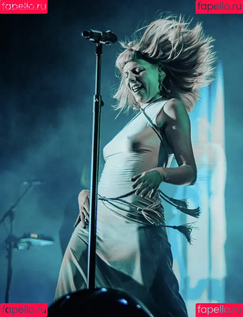 Aurora Aksnes / auroramusic / singer Onlyfans Photo Gallery 