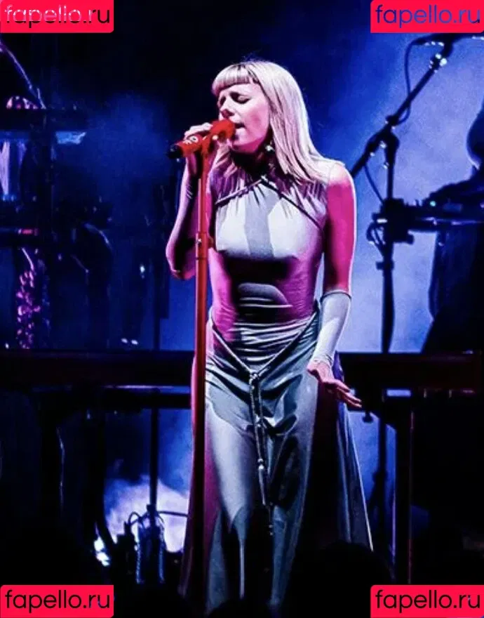 Aurora Aksnes / auroramusic / singer Onlyfans Photo Gallery 