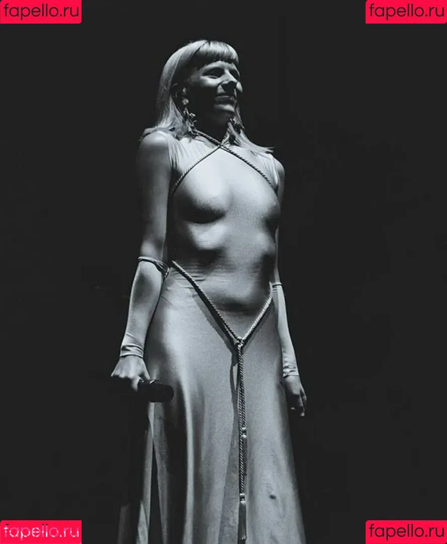 Aurora Aksnes / auroramusic / singer Onlyfans Photo Gallery 