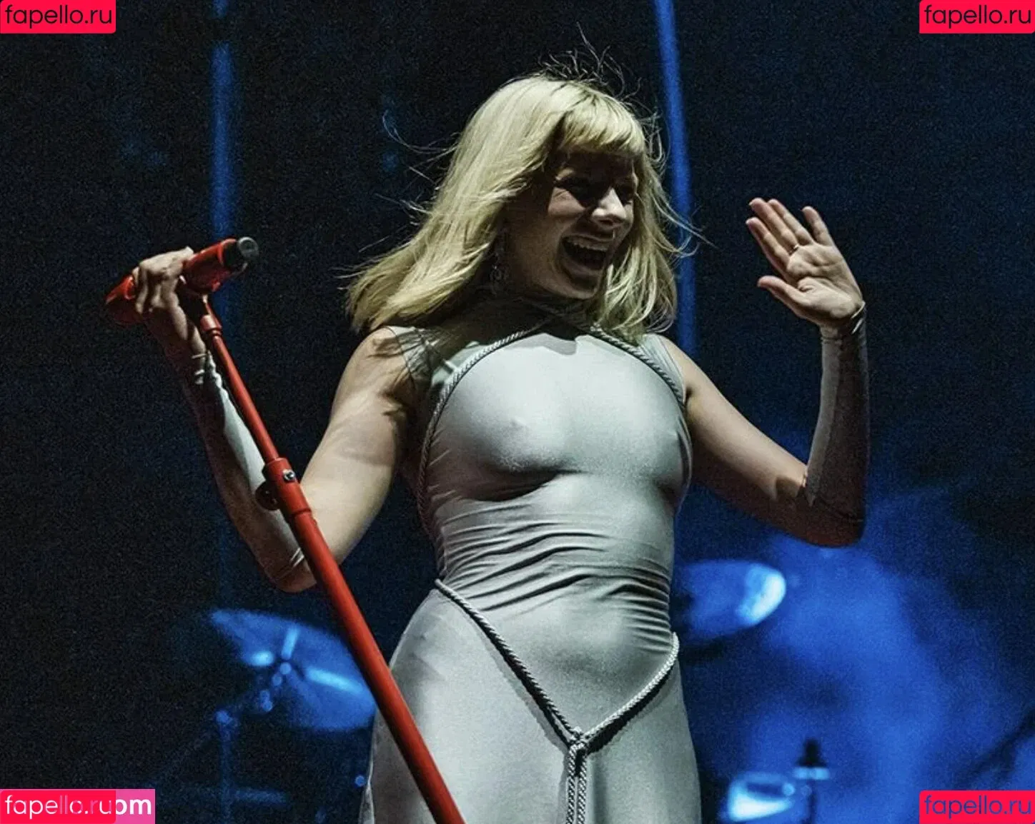 Aurora Aksnes / auroramusic / singer Onlyfans Photo Gallery 