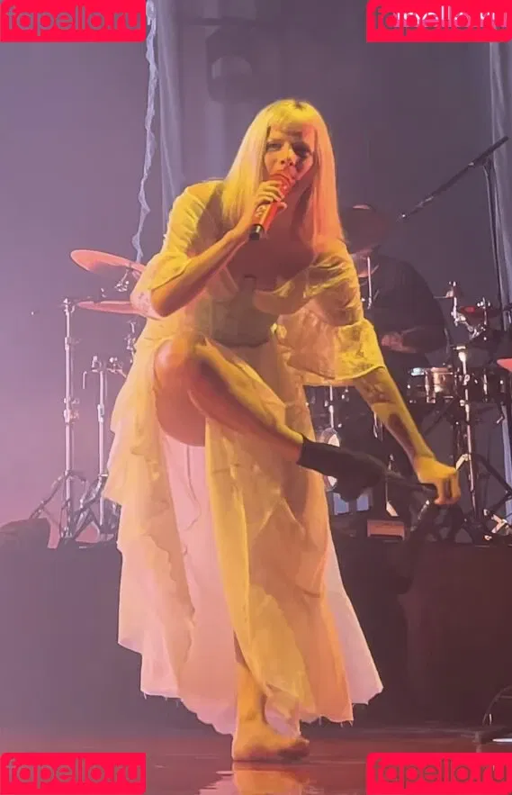 Aurora Aksnes / auroramusic / singer Onlyfans Photo Gallery 