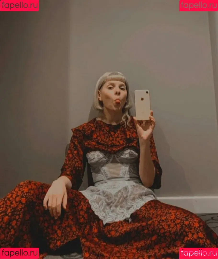 Aurora Aksnes / auroramusic / singer Onlyfans Photo Gallery 