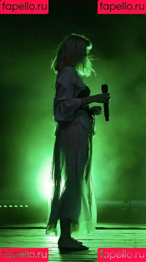 Aurora Aksnes / auroramusic / singer Onlyfans Photo Gallery 