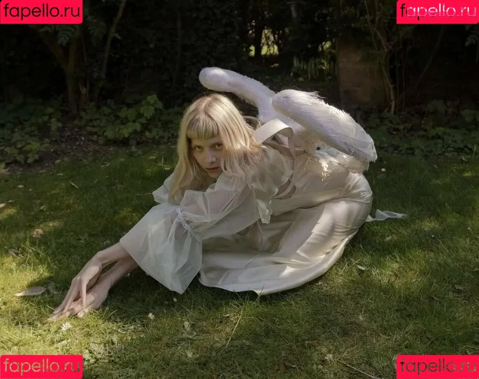 Aurora Aksnes / auroramusic / singer Onlyfans Photo Gallery 