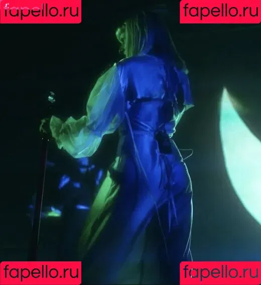 Aurora Aksnes / auroramusic / singer Onlyfans Photo Gallery 