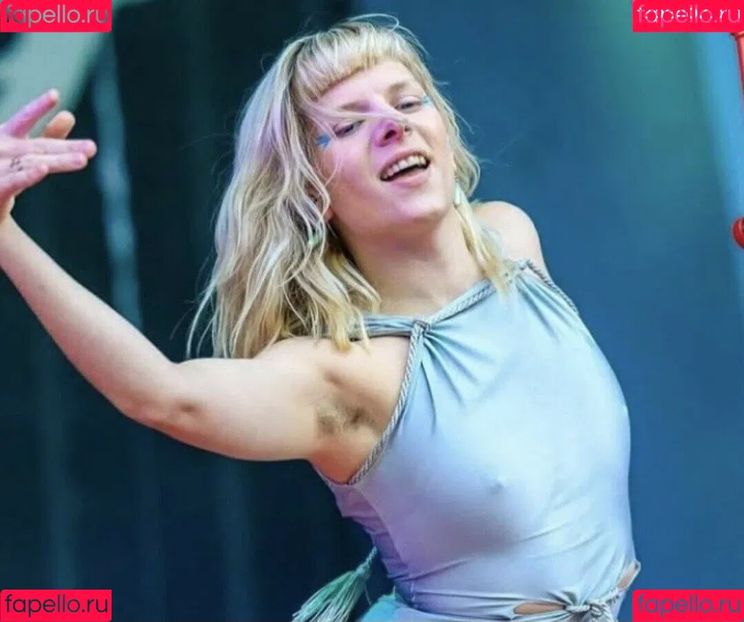 Aurora Aksnes / auroramusic / singer Onlyfans Photo Gallery 