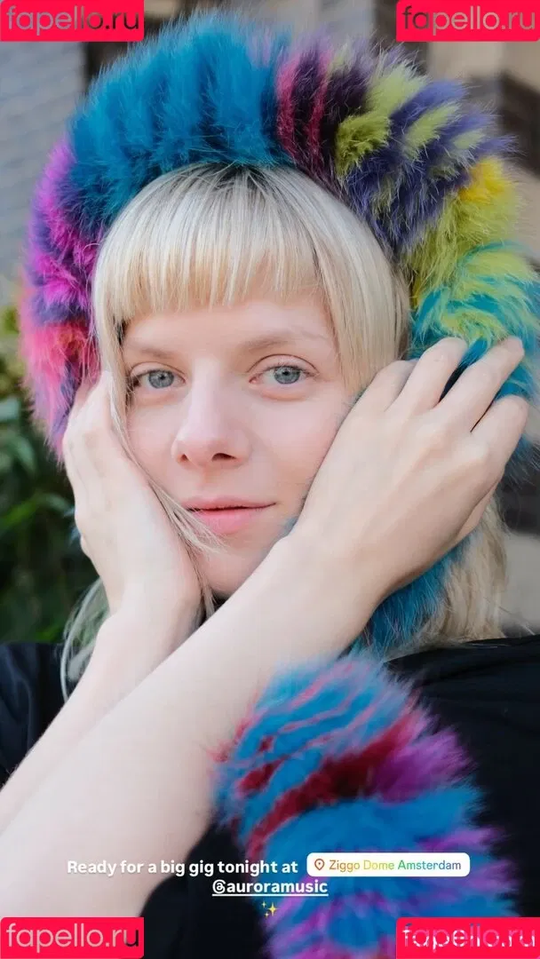 Aurora Aksnes / auroramusic / singer Onlyfans Photo Gallery 
