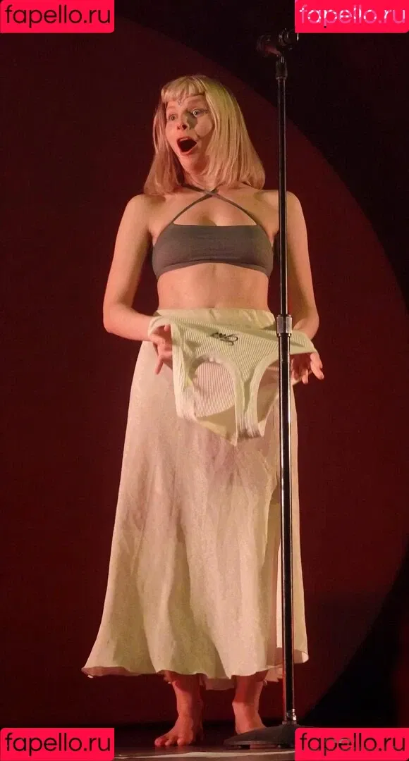 Aurora Aksnes / auroramusic / singer Onlyfans Photo Gallery 