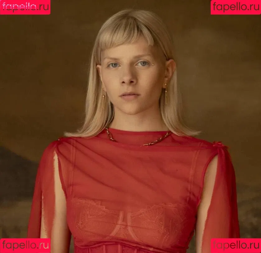 Aurora Aksnes / auroramusic / singer Onlyfans Photo Gallery 