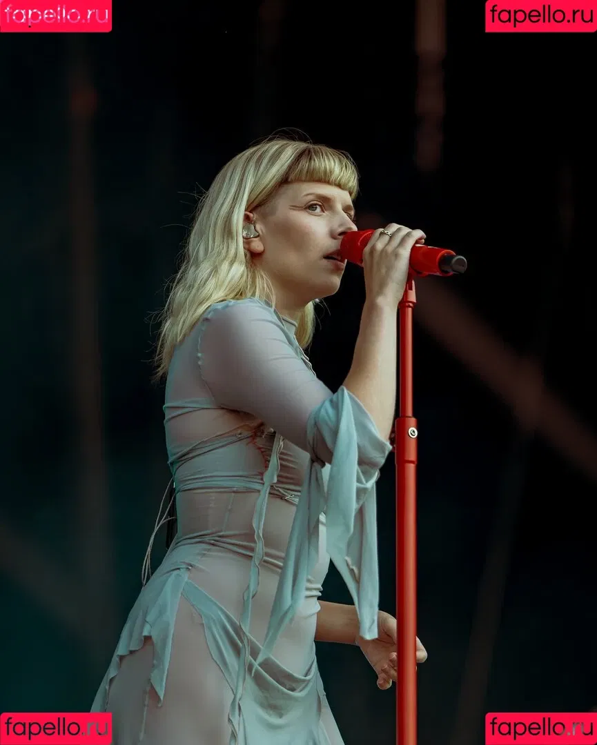 Aurora Aksnes / auroramusic / singer Onlyfans Photo Gallery 